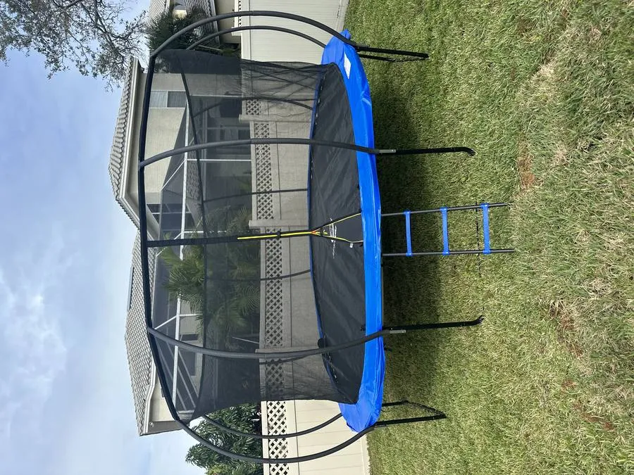 Trampoline assembly
